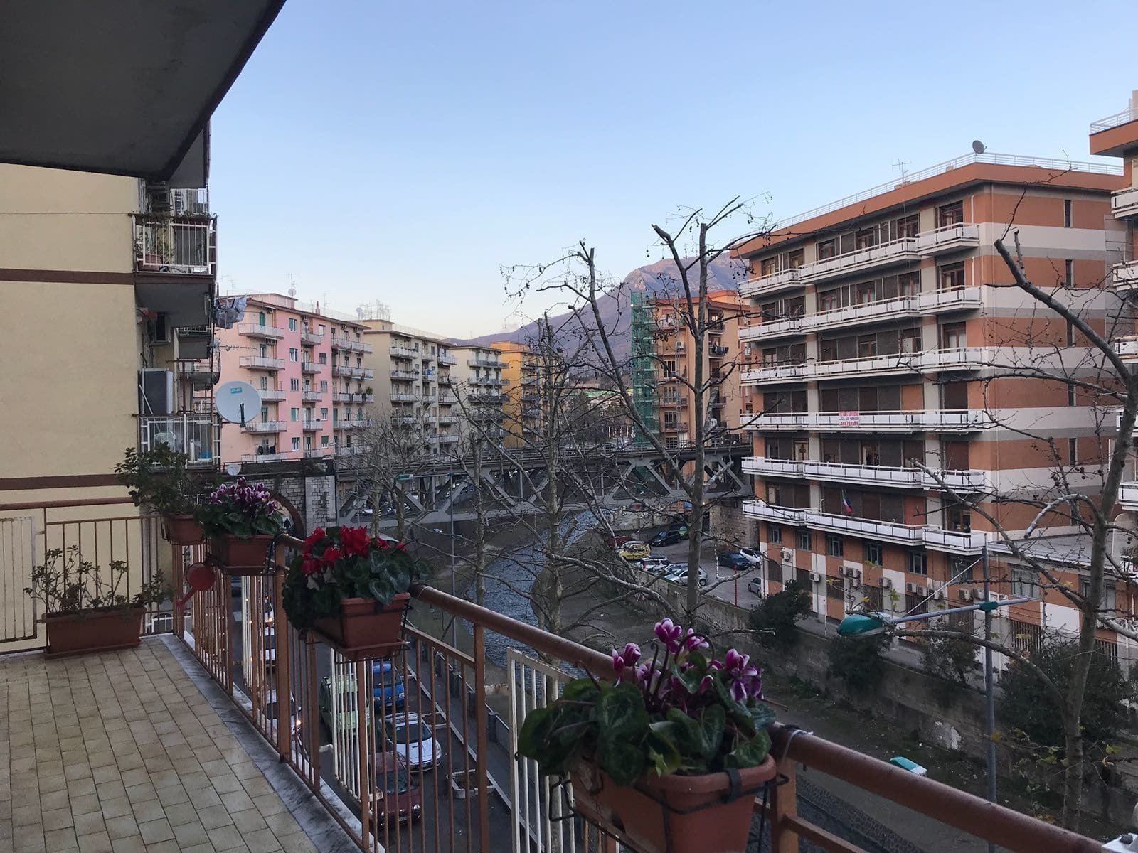 Casa Family & Friends Bed & Breakfast Salerno Exterior foto