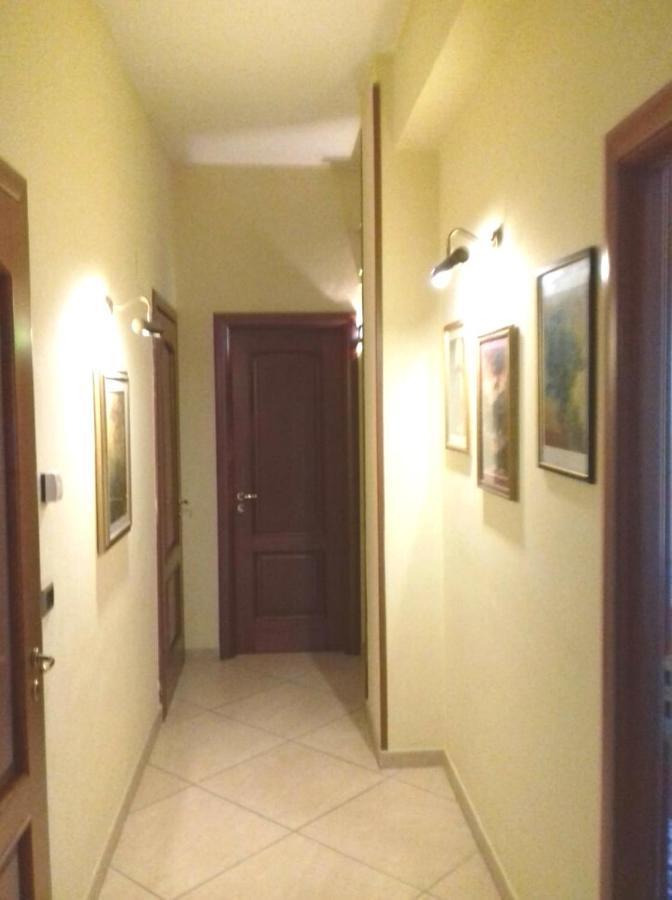 Casa Family & Friends Bed & Breakfast Salerno Exterior foto