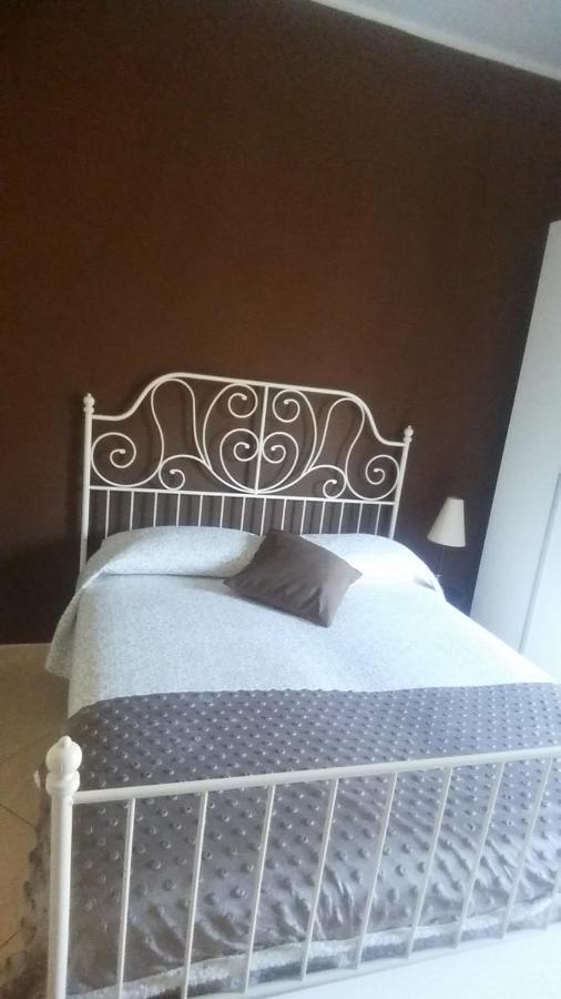 Casa Family & Friends Bed & Breakfast Salerno Exterior foto